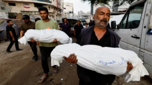 شهداء ومصابون برصاص وقصف الاحتلال المتواصل على قطاع غزة مع تواصل تفجير المنازل في مخيم الشاطئ
